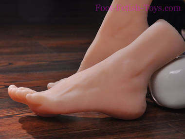 Foot worship toy silicone mannequin