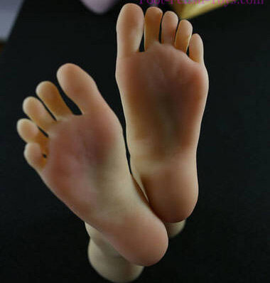 Foot fetish toy