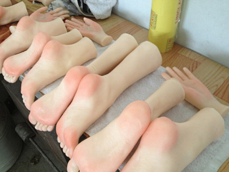 TPE vs Silicone: Choosing Materials for Adult Toys