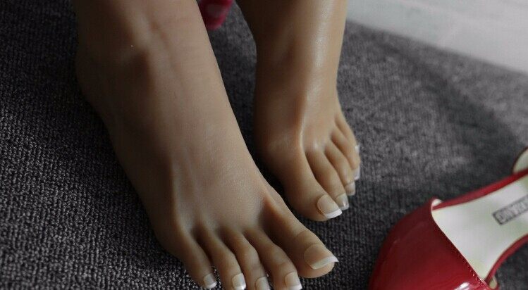woman foot model