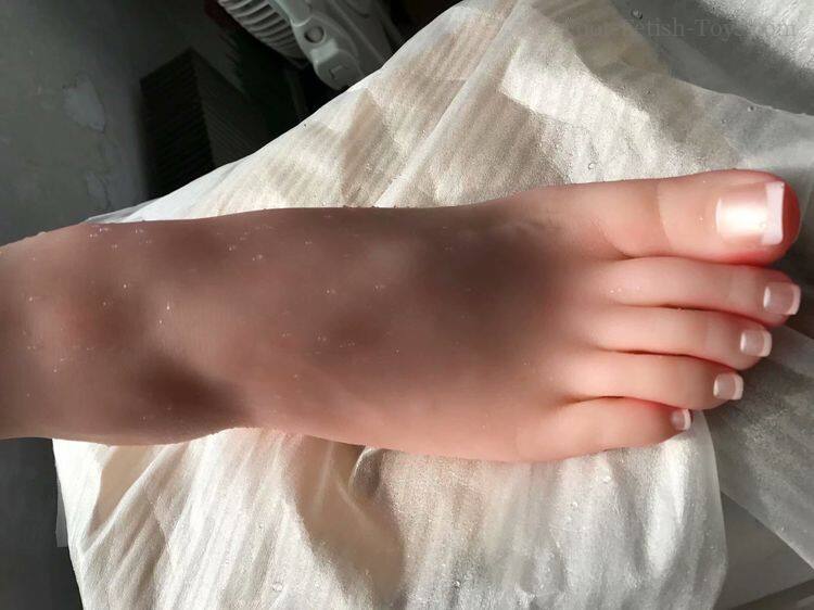 female big feet