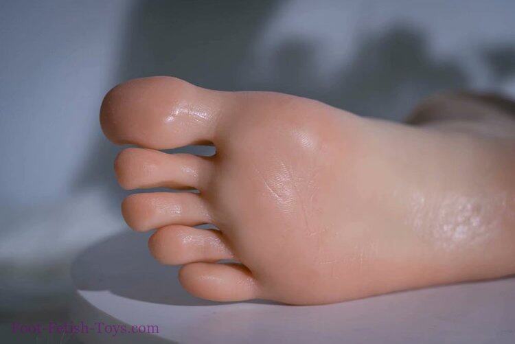 Foot fetish toy