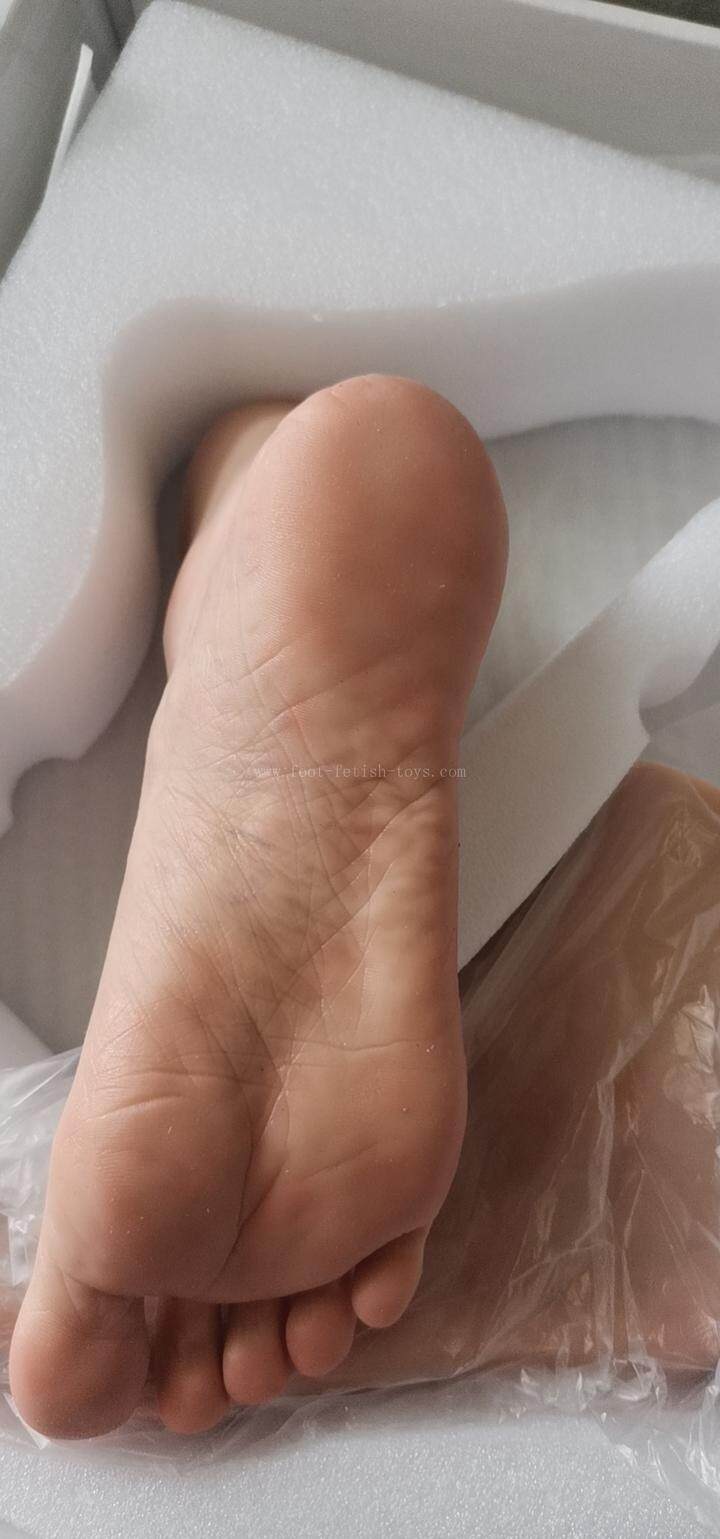 foot worship doll