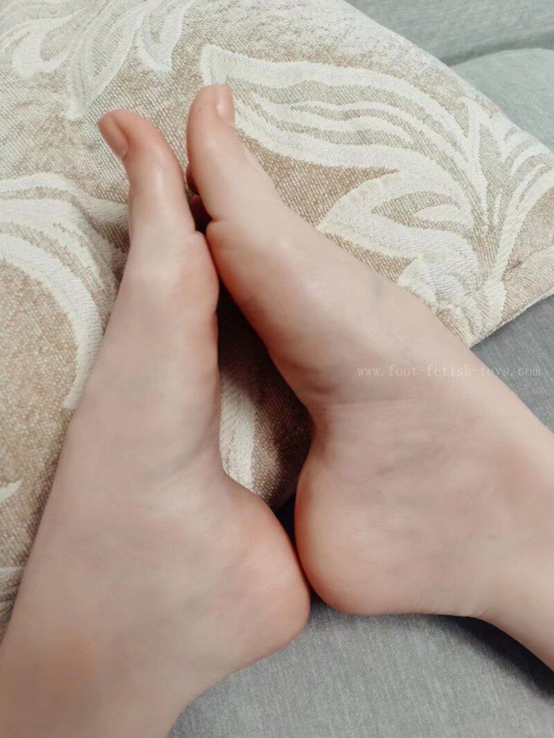 feet toys