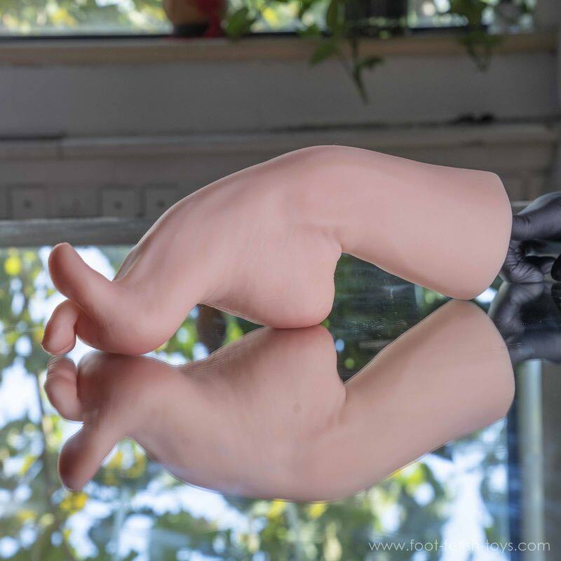 feet silicone toys