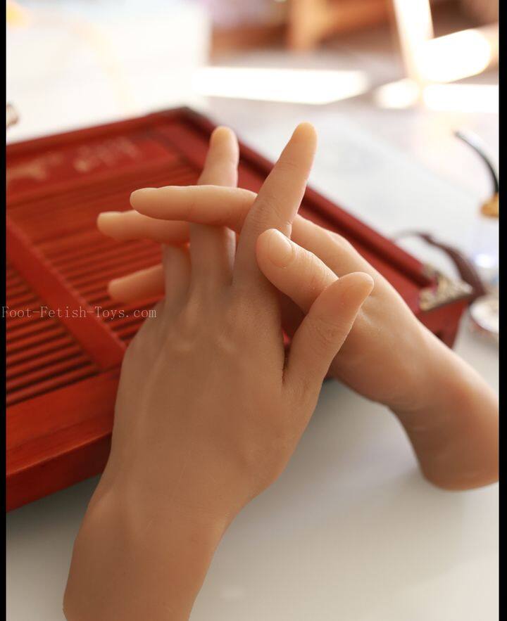 boy hand model