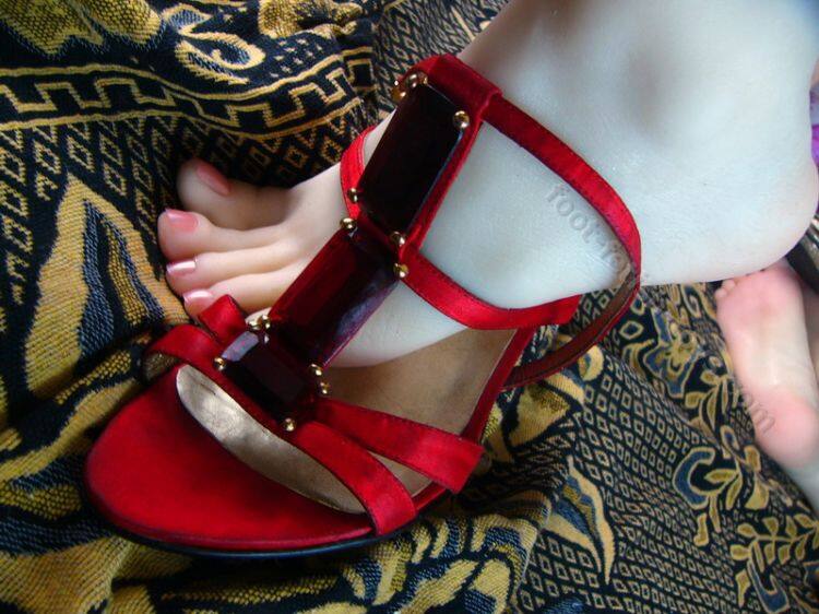 woman foot models woman foot model