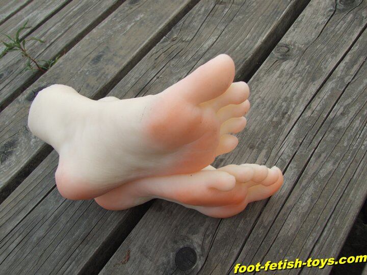 woman foot worship