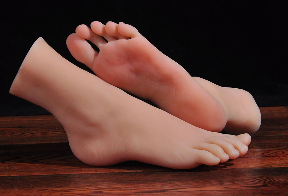 footjob toys woman foot model