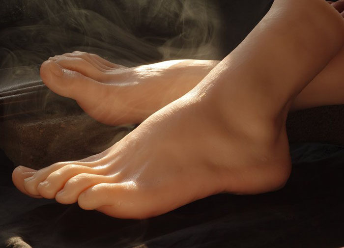 boy foot model