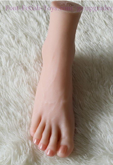 Realistic silicone foot