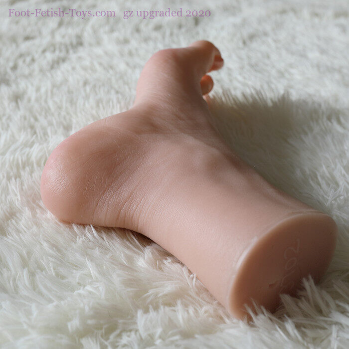 Realistic silicone foot