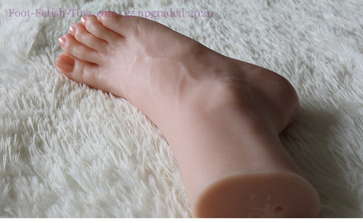 Realistic silicone foot