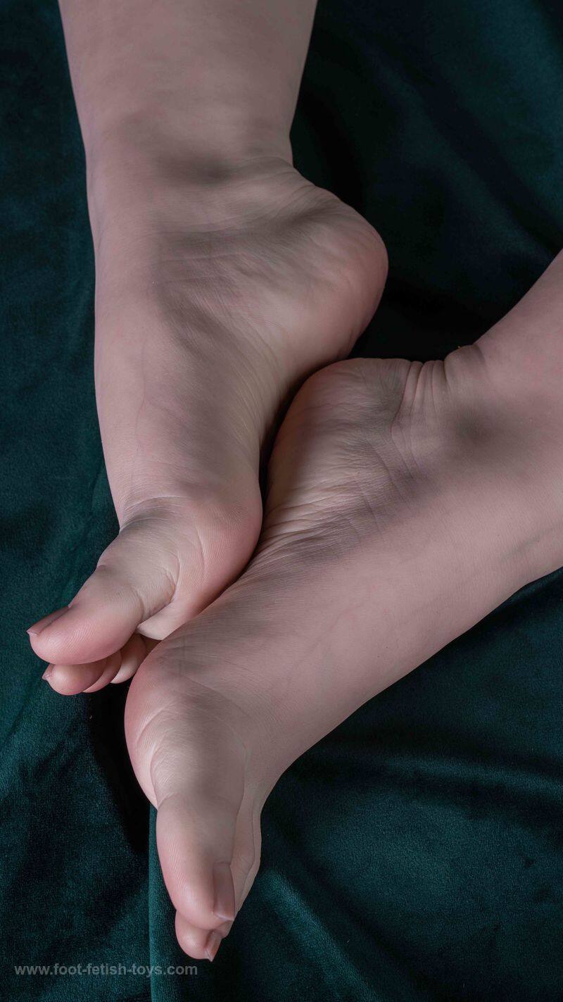 feet sex toys