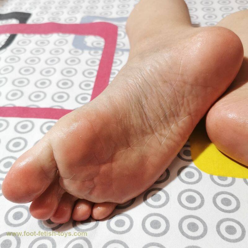 realistic silicone feet
