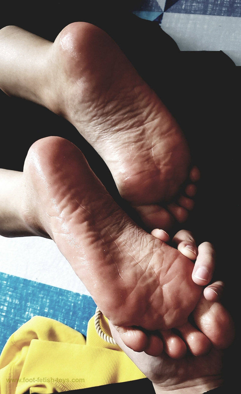 realistic silicone feet
