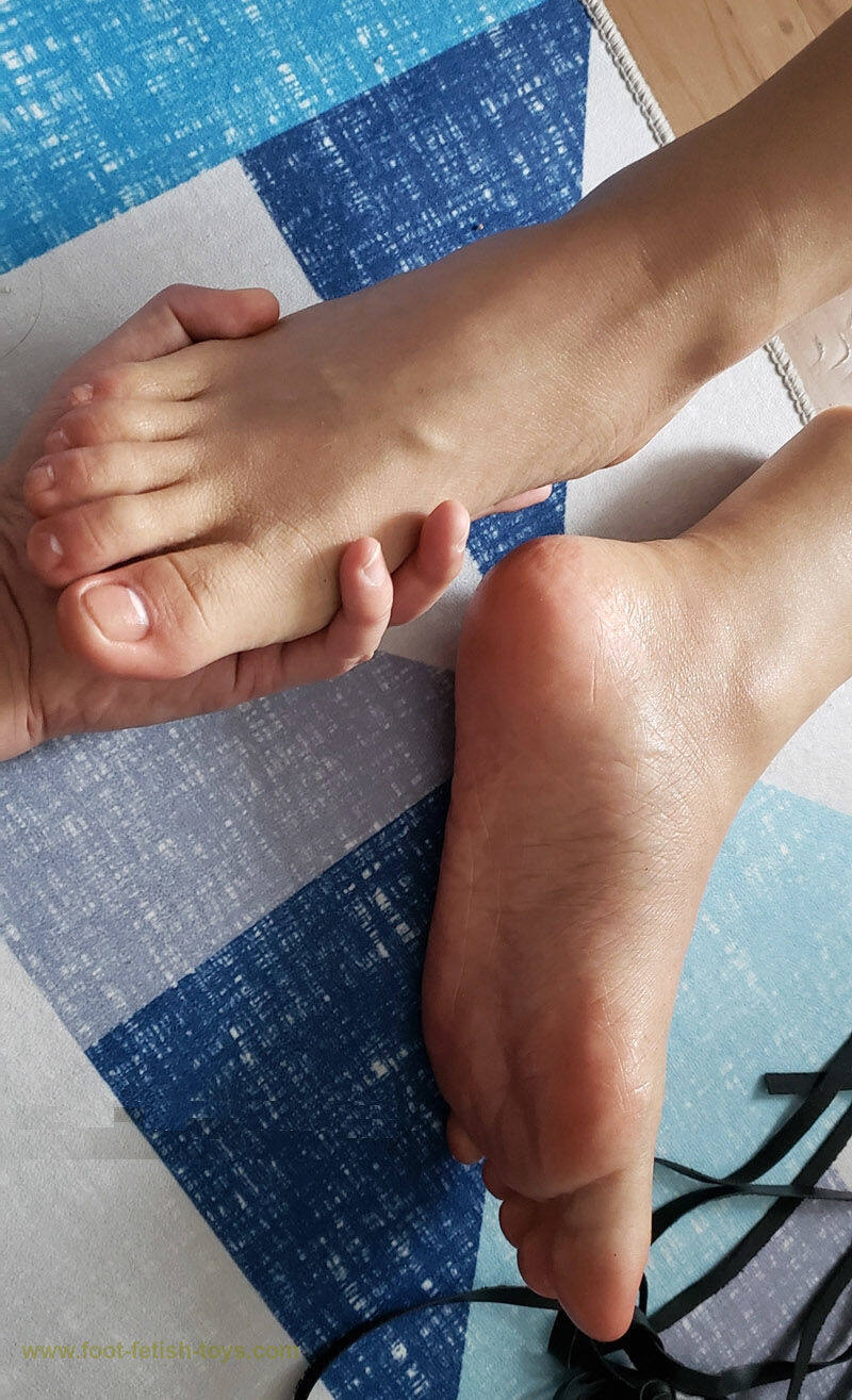 realistic silicone feet