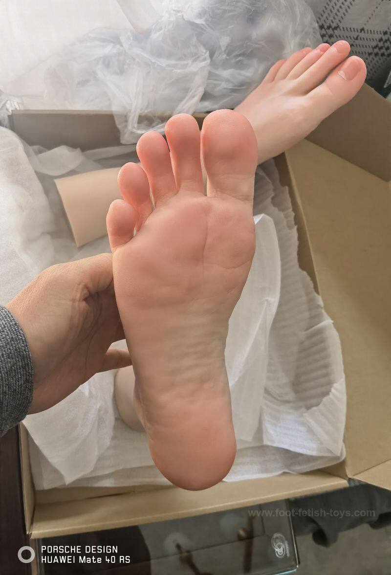 feet silicone toys