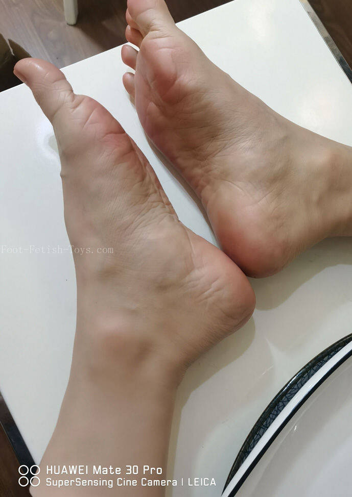 man feet model